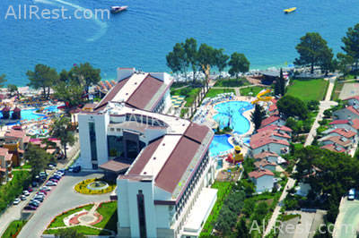 Maxim Resort Hotel 